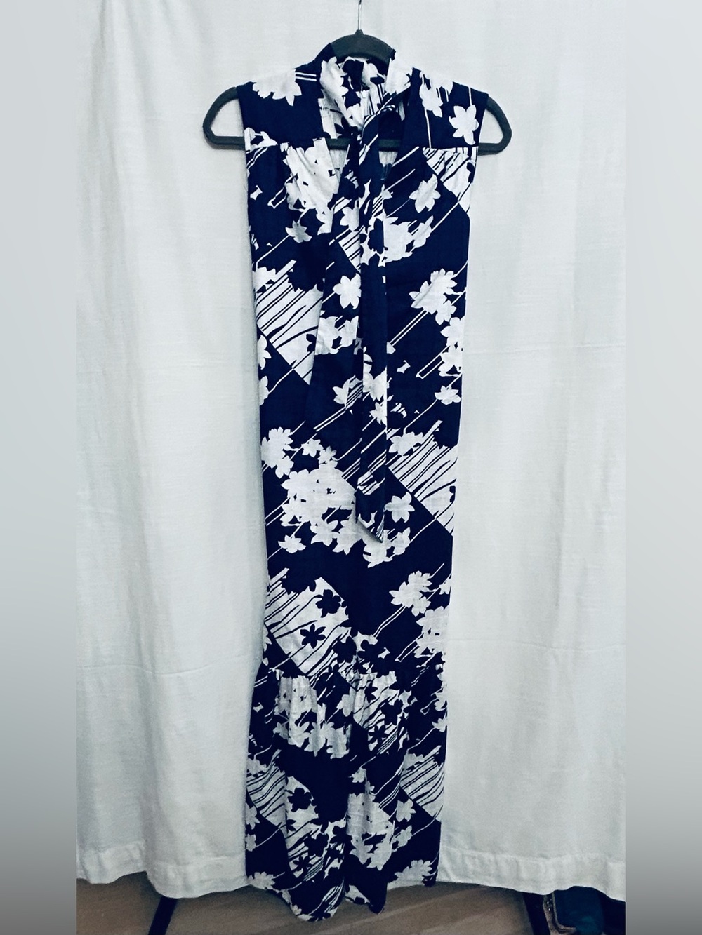 Vintage Circa 1960's/1970's I. Magnin x Tori Richard Hawaiian‎ Floral Maxi Dress